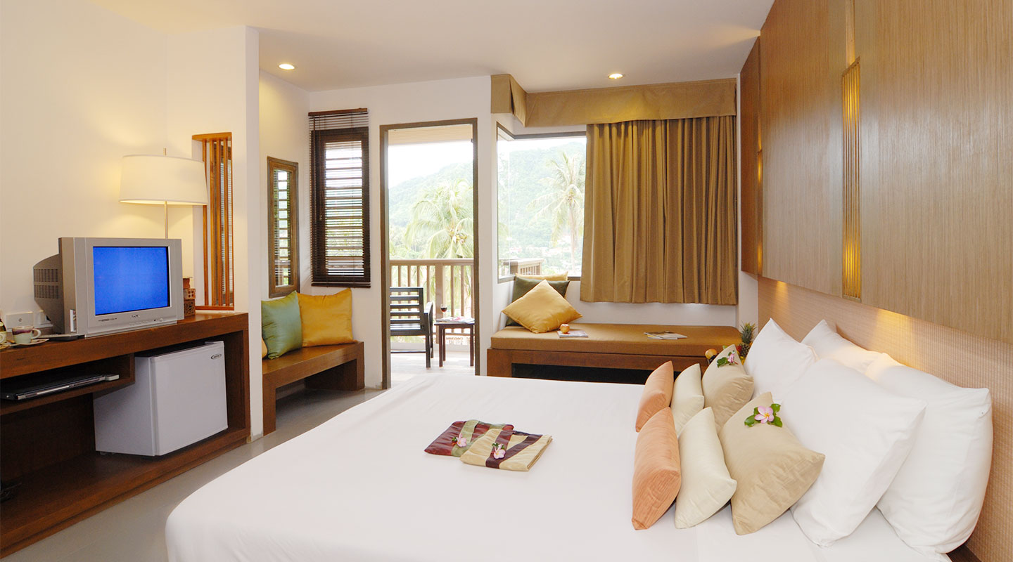 grand deluxe room phuket